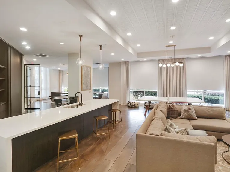 325 E Paces Ferry Rd NE #1107 — Photo 16