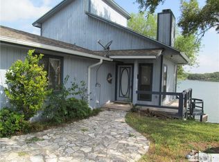 120 White Point, Sandia, TX 78383