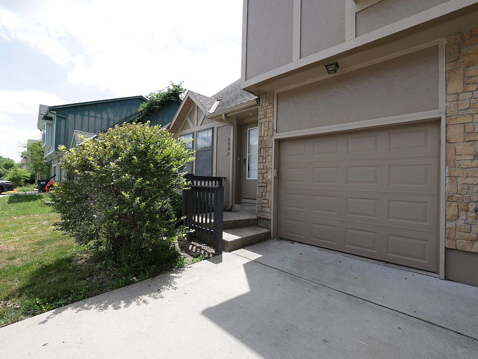 1st image of 6809 W 149th Ter
