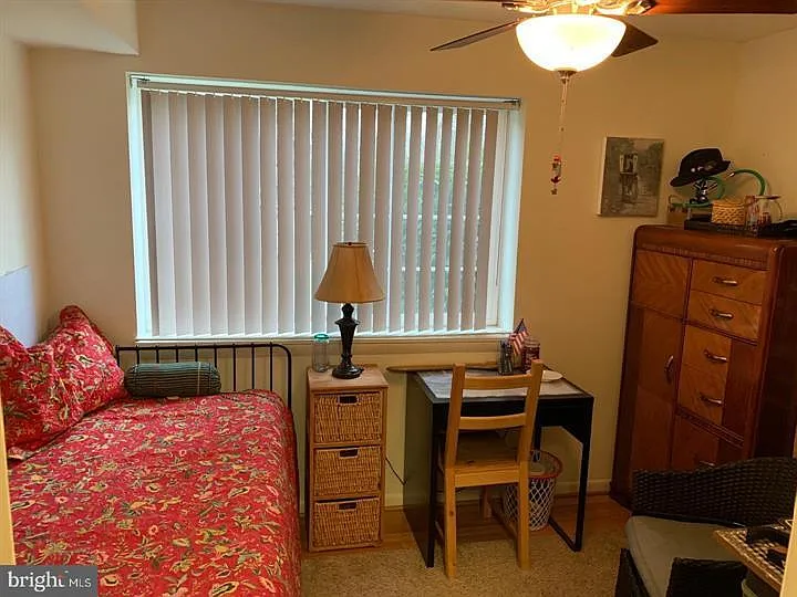 1521 Colonial Dr #T2 — Photo 10