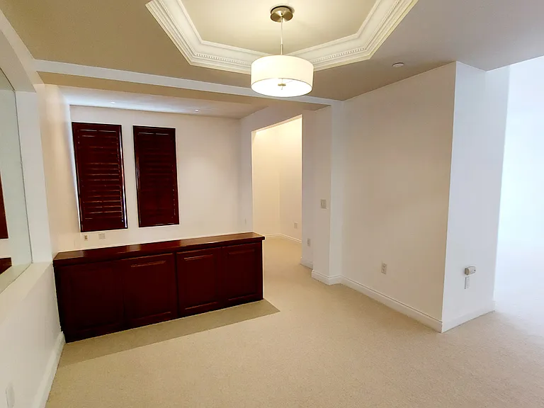 11847 Gorham Ave #201 — Photo 9