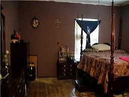 2nd image of 2121 Gould Ave