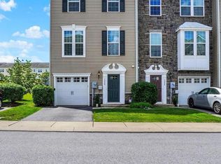 1260 Rannoch Ln, York, PA 17403