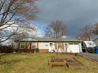 803 S Birch St, Sterling, VA 20164