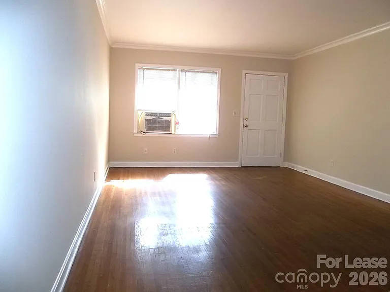 4227 Walker Rd #6 — Photo 3