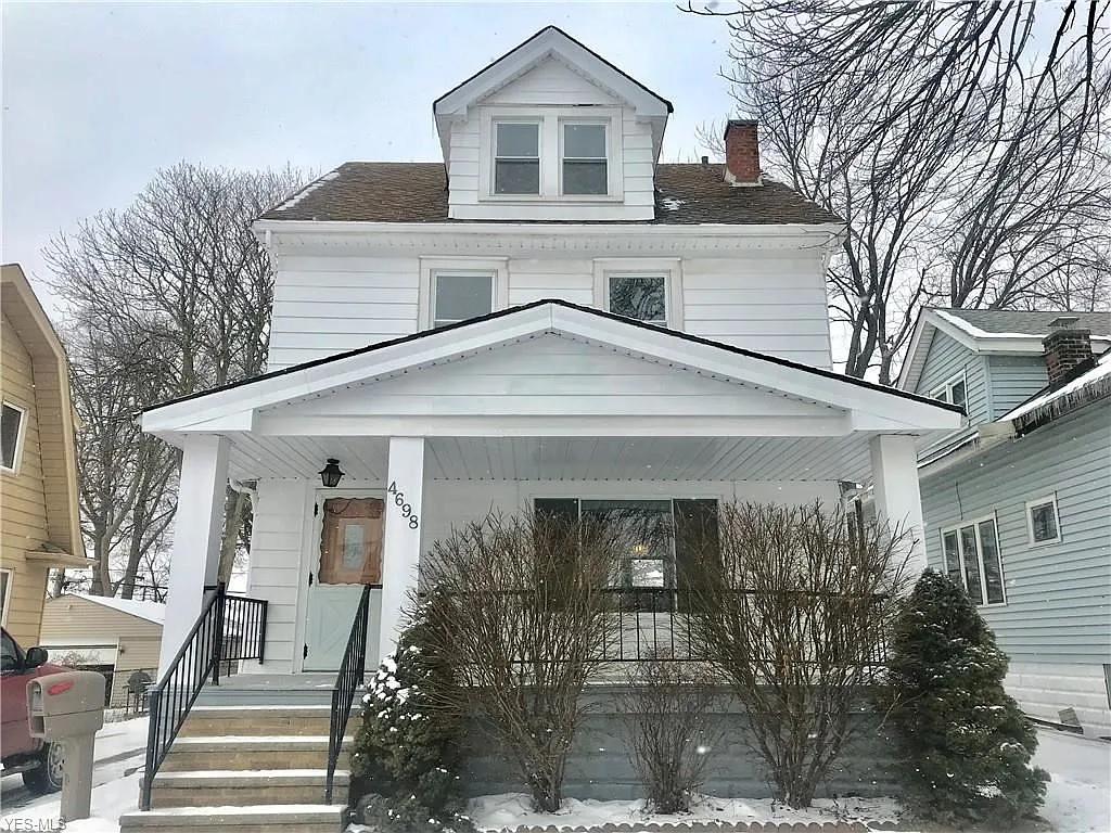 4698 Burleigh Rd photo 1
