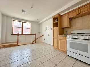 823 Willoughby Ave #1R, Brooklyn, NY 11206