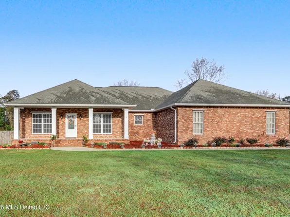 8721 Doobie Ct, Vancleave, MS 39565