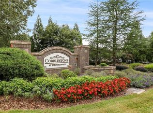 2035 Cobblestone Cir NE, Atlanta, GA 30319