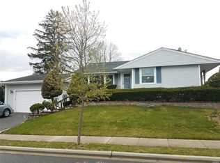 47 Florence Dr, Syosset, NY 11791
