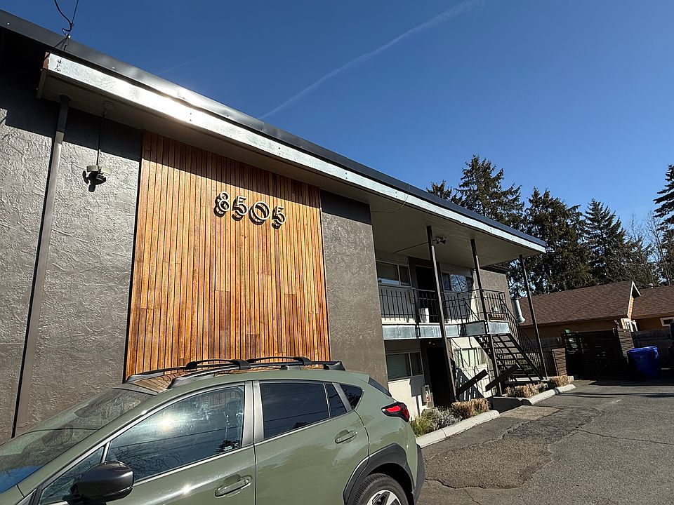 Front of apartment. Only one parking space available