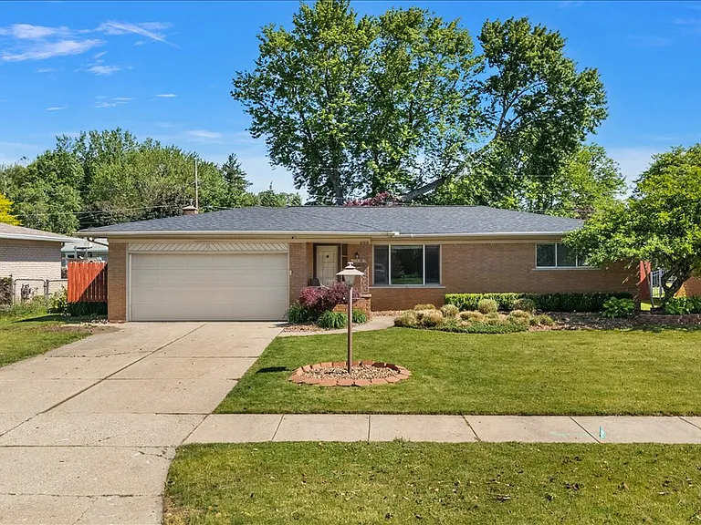 11489 Anna Lisa Dr — Photo 45