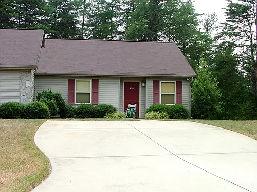 120 Double Eagle Dr Photo 1