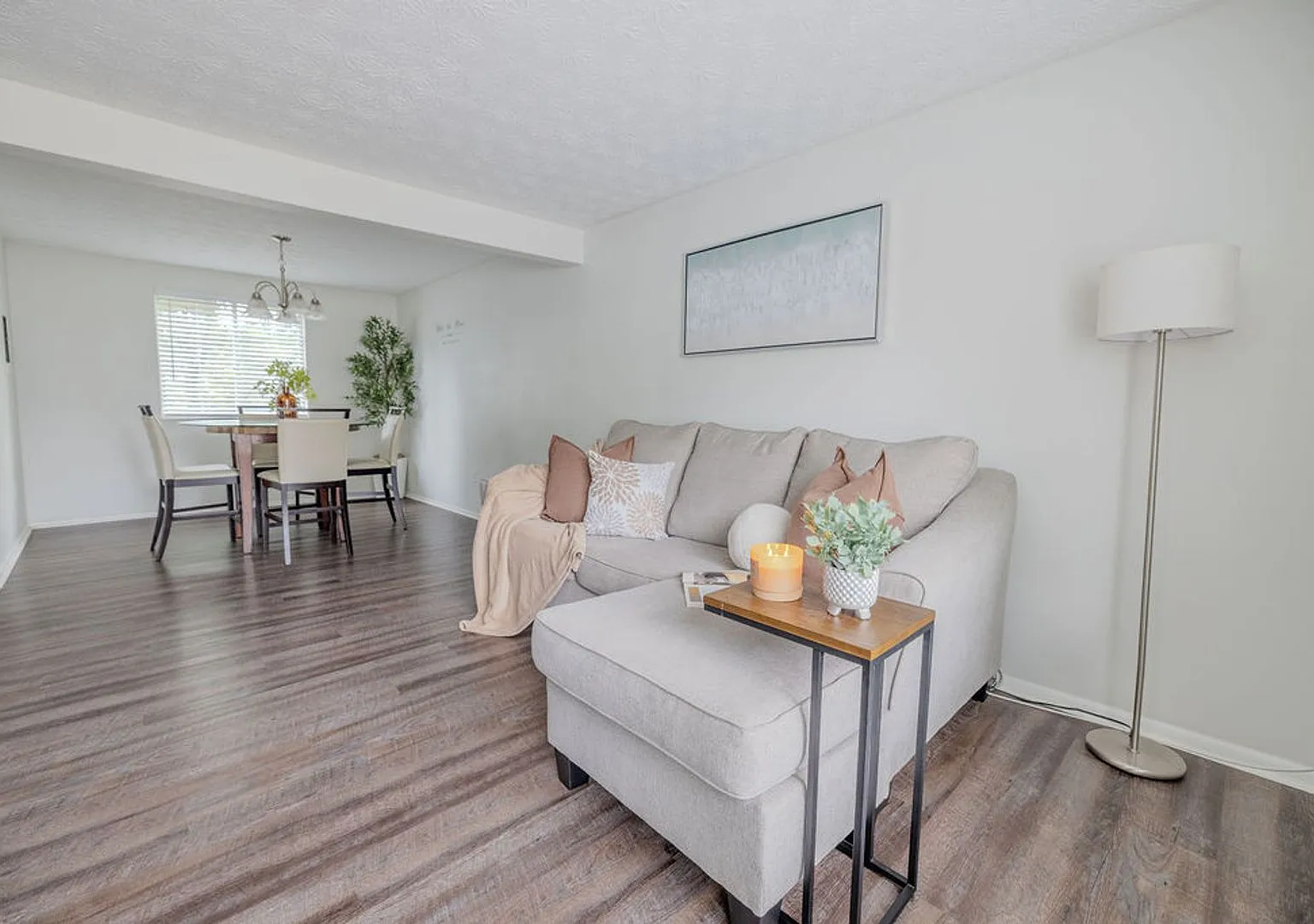 2073 Raintree Place — Photo 4