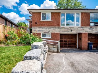 26 Dellbrook Cres, Toronto, ON M9L1E2