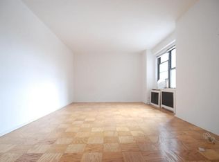 210 E Broadway APT H602, New York, NY