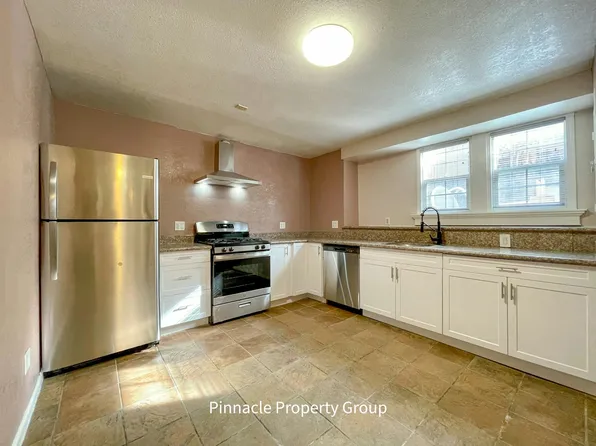 496 N 7th St #B, San Jose, CA 95112