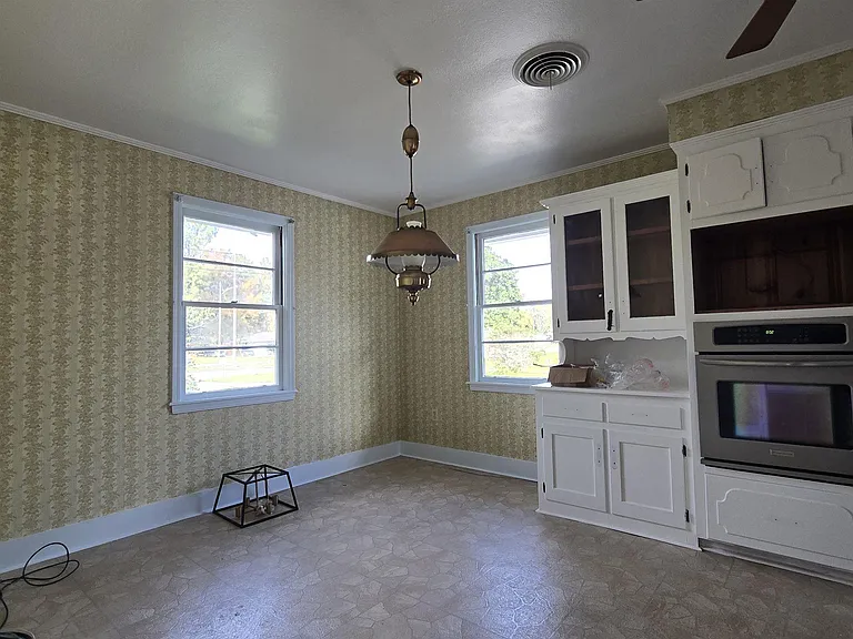 560 Staring Ln — Photo 6