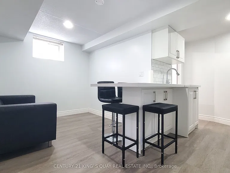 77 White Heather Blvd #BASEMENT — Photo 6