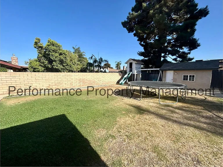 7501 Lucille Ave — Photo 16