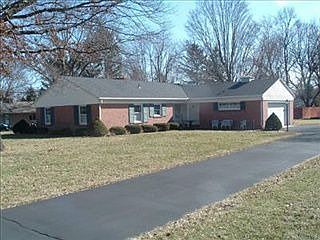 5th image of 328 Cheltenham Dr