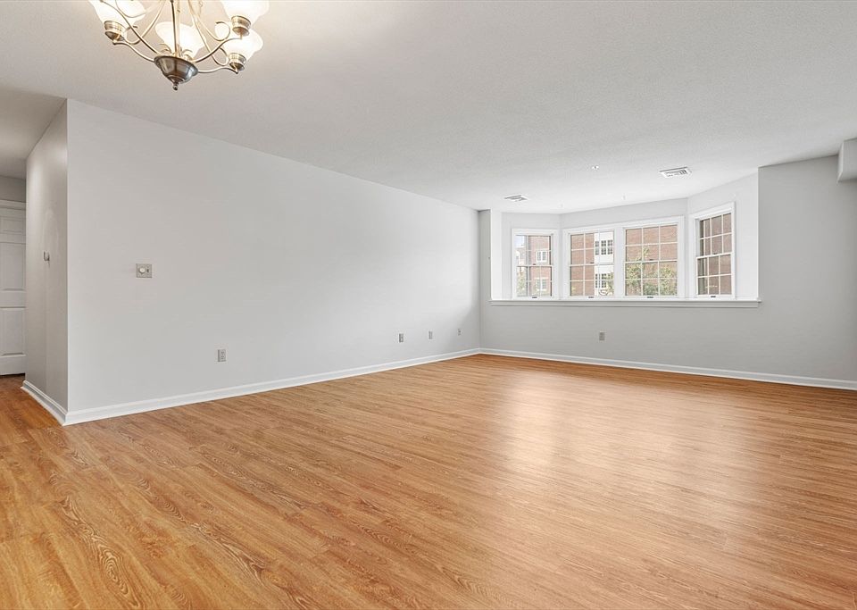 148 MAIN ST North Andover MA Zillow