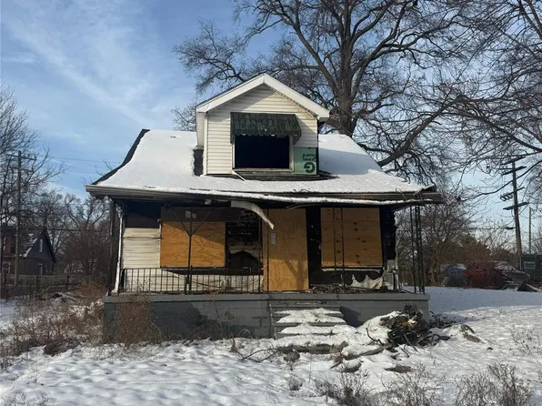 15379 Woodingham Dr, Detroit, MI 48238