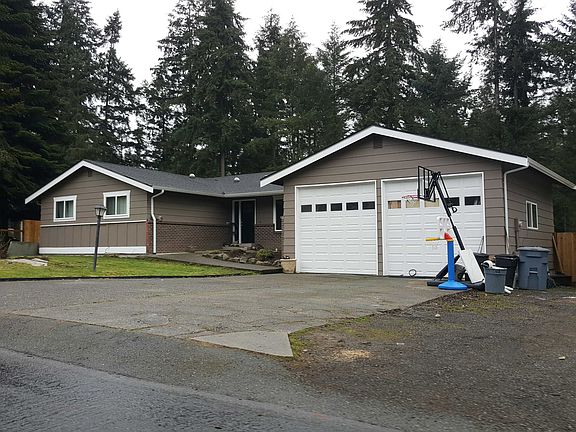 3rd image of 5808 41st Ave E