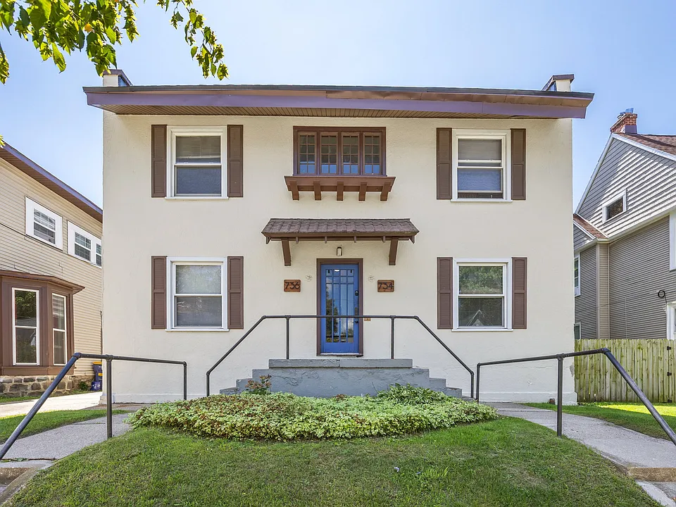 734 Kellogg St SE #1