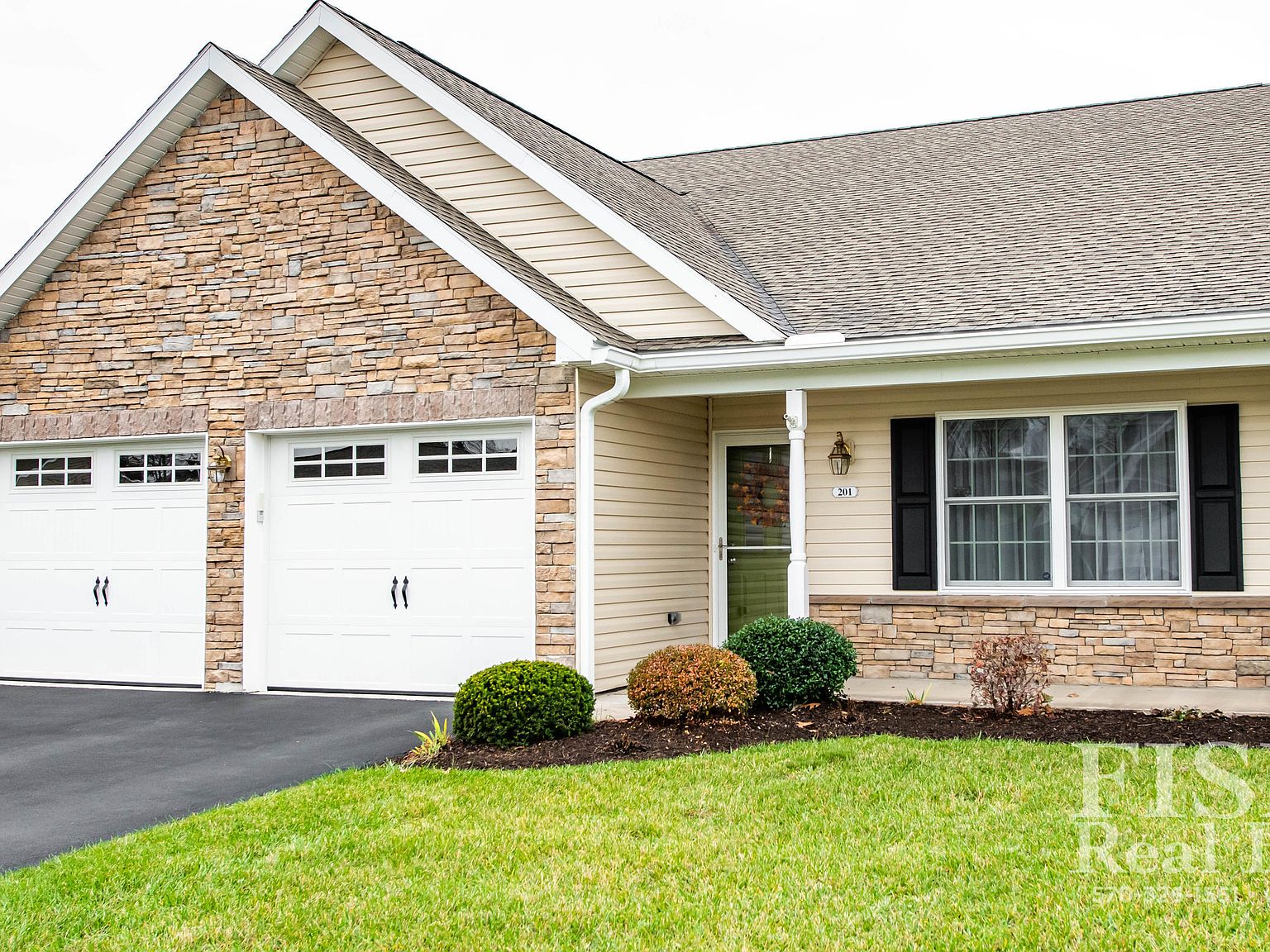 201 Madison Ave, Montoursville, PA 17754 Zillow