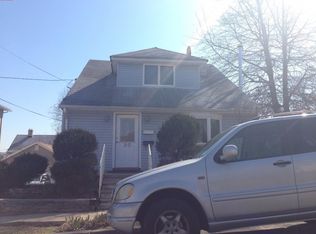30 Washington Pl, Totowa, NJ 07512