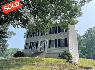 16 Mount Henry Rd, Shirley, MA 01464