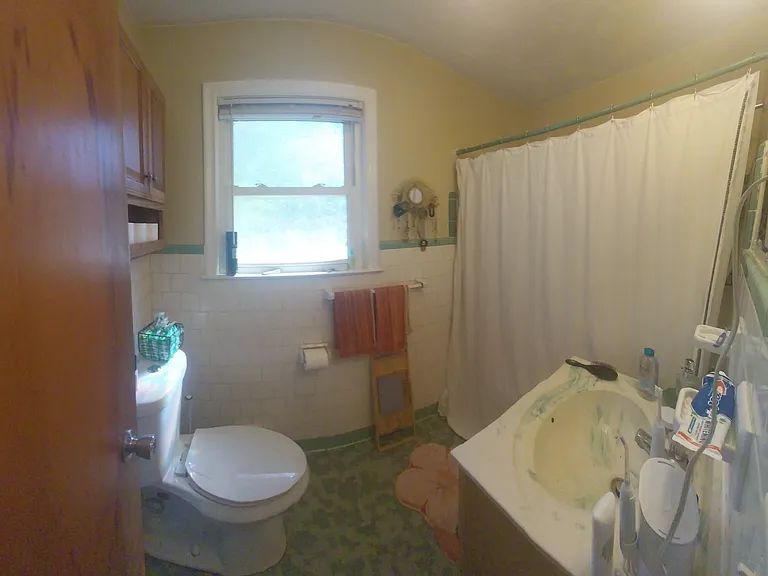1614 Sharkey St — Photo 5