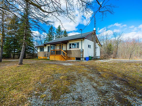 2nd image of 1083 Indiana Rd E