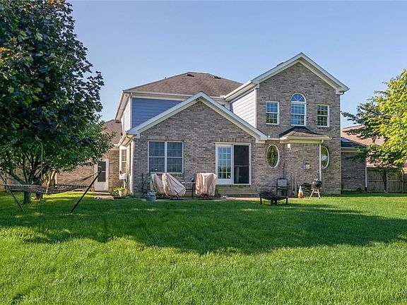 5th image of 2975 Parkwood Dr