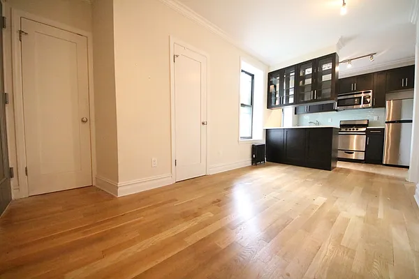 Rented by (Legacy) NY Quality Living Uptown | media 18