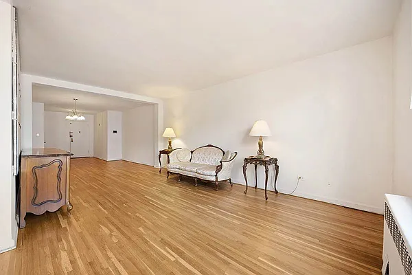 Rented by Arche Nest LLC | media 19