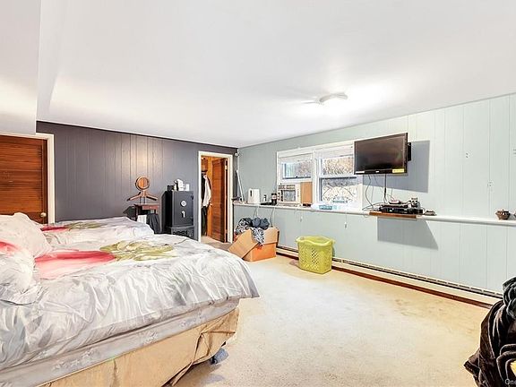 5th image of 4 N Amundsen Ln