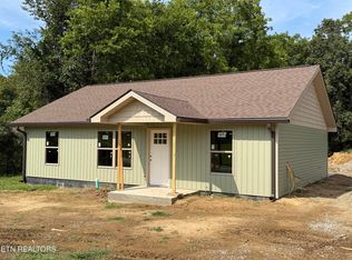 305A S Fowler St, Clinton, TN 37716
