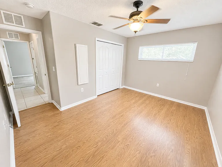 14244 Mulkerin Dr — Photo 24