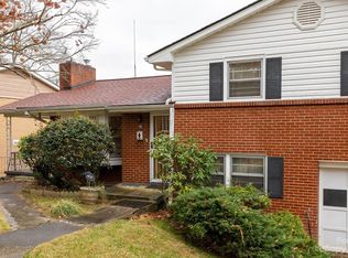 67 Oakland Rd, Asheville, NC 28801