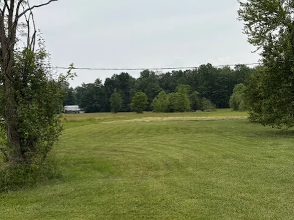 320 Santee Dr, Greensburg, IN 47240