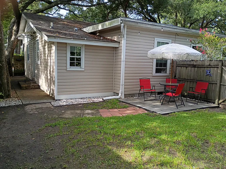 1851 Kittridge Dr — Photo 17