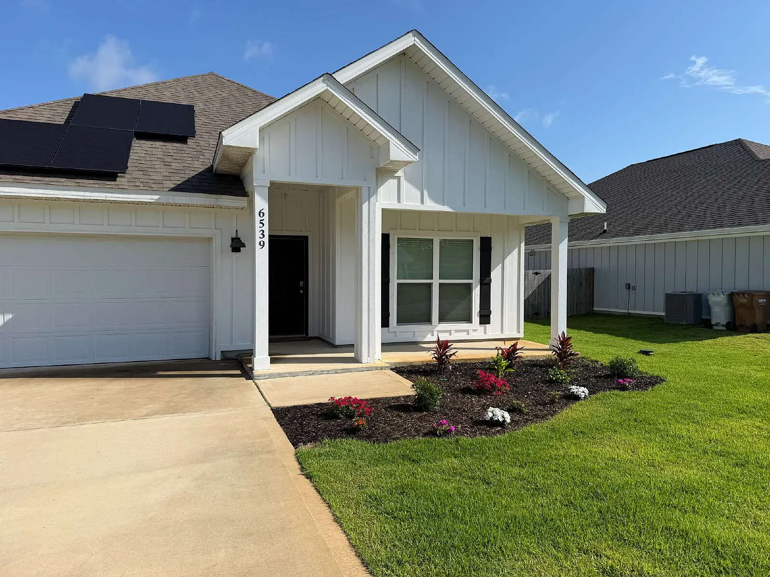 4 bed, 2.0 bath, 1786 sqft, $2,750 — Photo 2