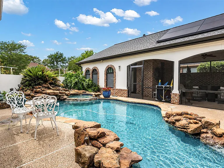 63 Fairway Park #B — Photo 6
