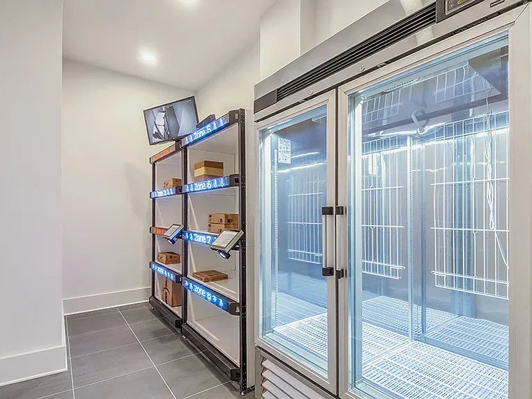 24-hour package room