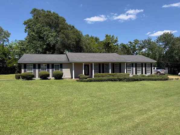 4374 Flowers Chapel Rd, Dothan, AL 36305