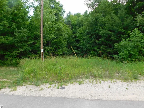 0 Samara Trl, Lake Ann, MI 49650