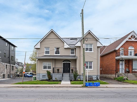 2nd image of 186 Rideau St