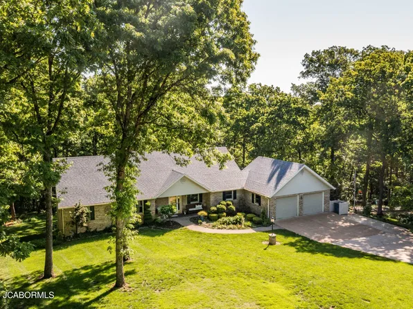 330 Cannondale Rd, Jefferson City, MO 65109